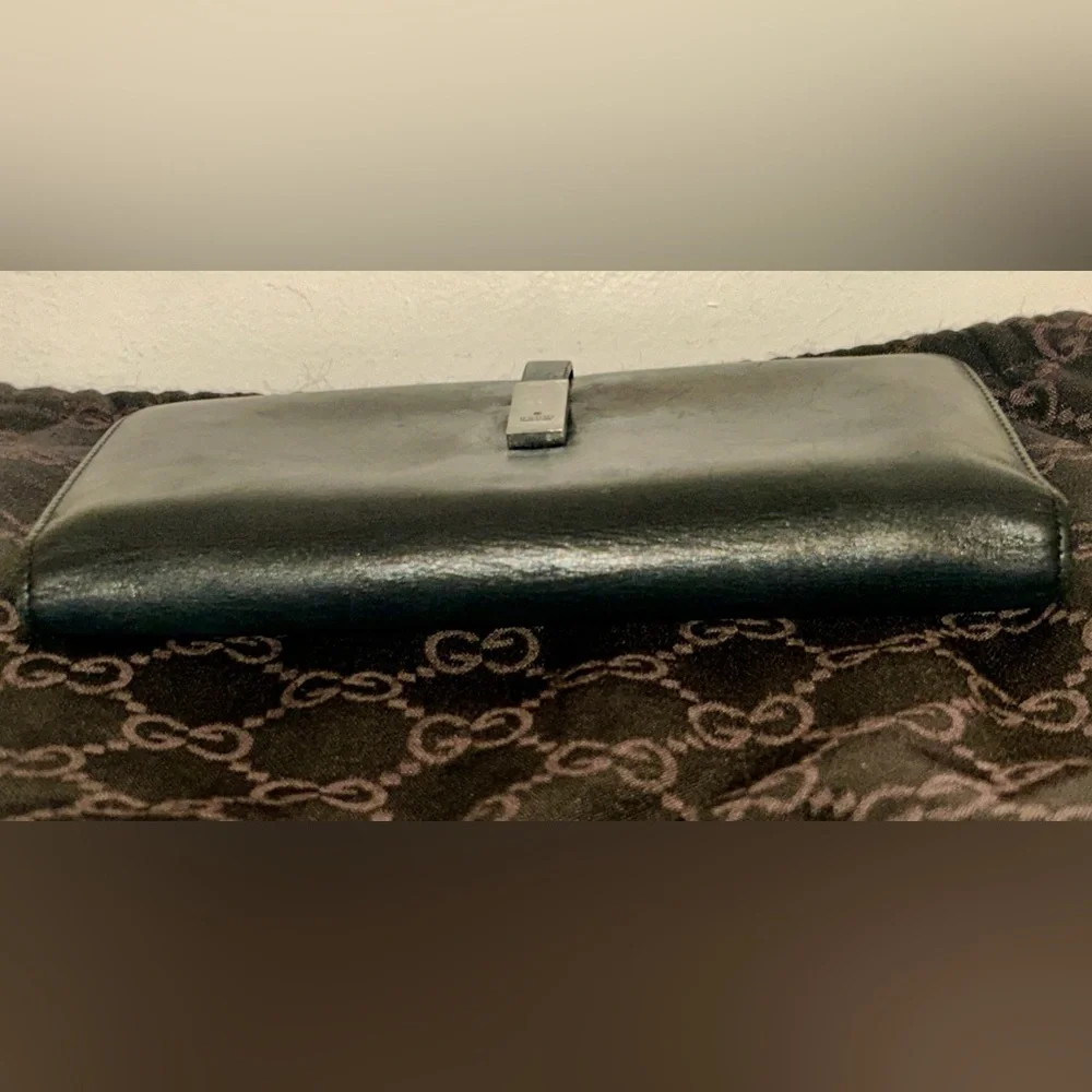 Vintage Gucci Black Leather Long Bifold Flap Wallet. Clean Corners! - Picture 6 of 10